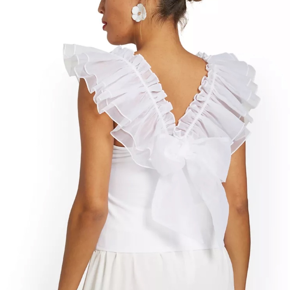 Frill Tank
